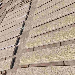 毕节 黄金麻花岗岩光面楼梯踏步