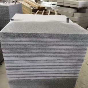 毕节 芝麻白5公分火烧地铺成品，900*400，规格可定制