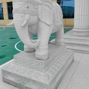 毕节 白麻花岗岩动物异形石雕-大象