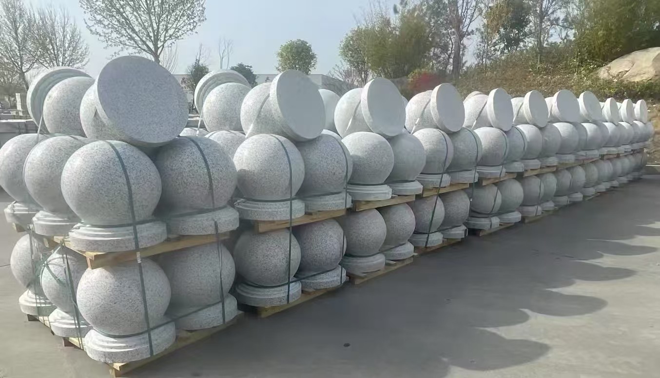 毕节 白麻花岗岩石材圆球，石球，挡车球，隔离球，景观石球，风水球等