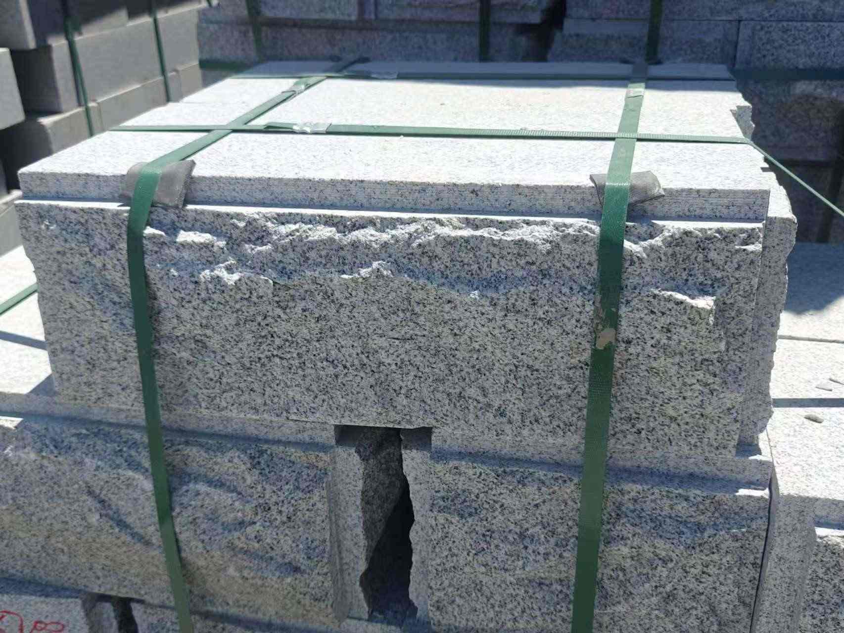 毕节 芝麻白花岗岩自然面成品