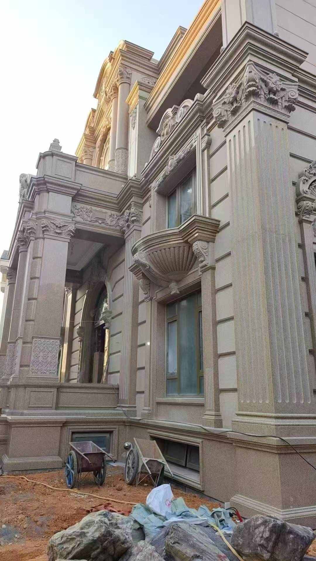 毕节 黄金麻花岗岩光面别墅外墙干挂施工完成