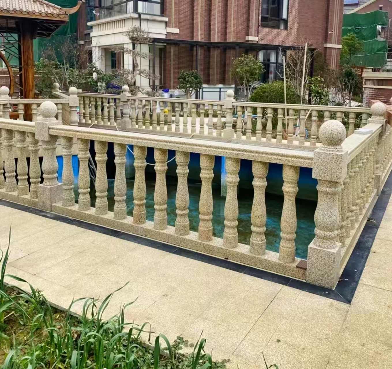 毕节黄金麻花岗岩石材栏杆，扶手，将军柱，花瓶柱