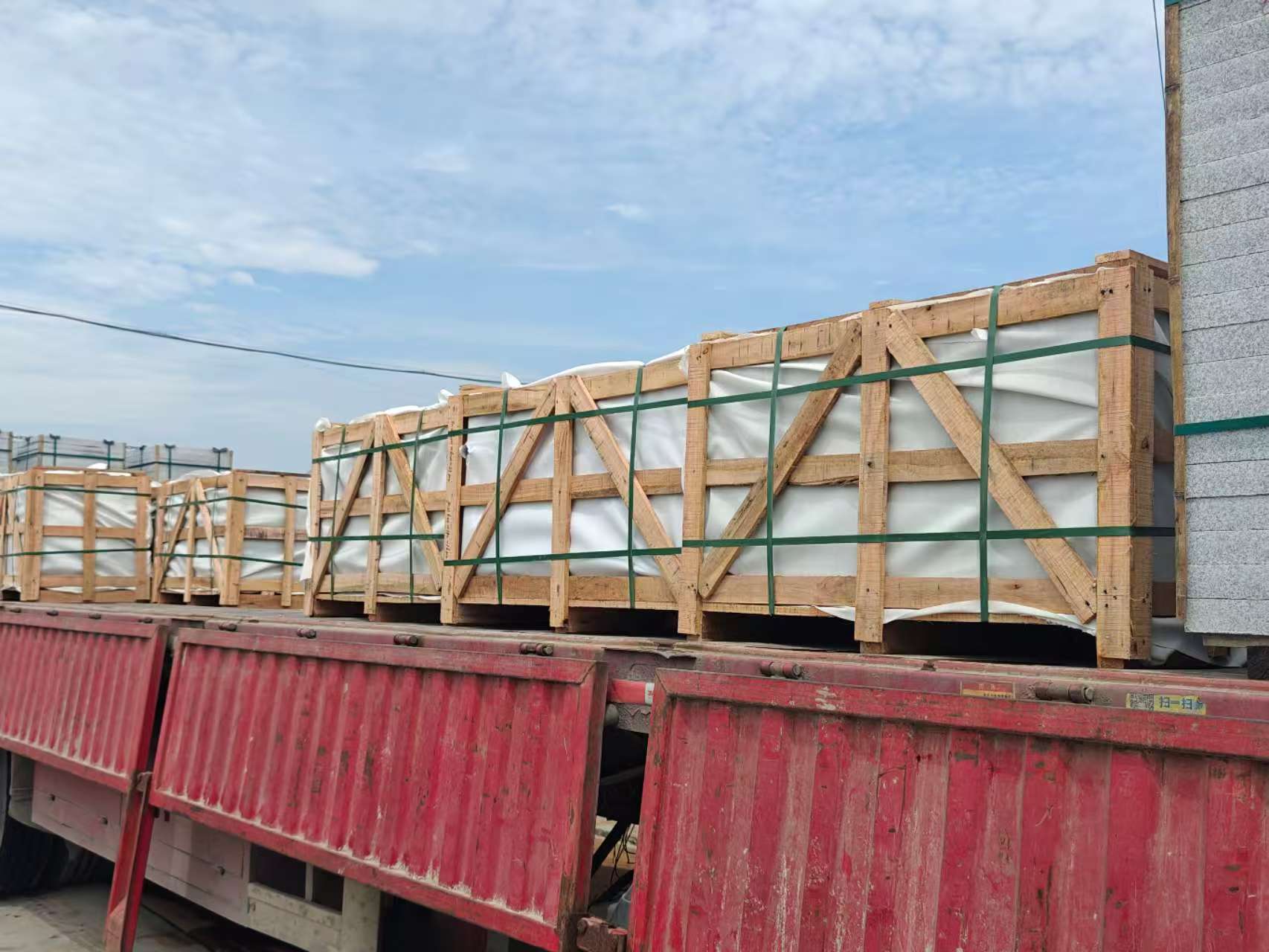 毕节 芝麻白花岗岩地铺石出口专车-泰国游